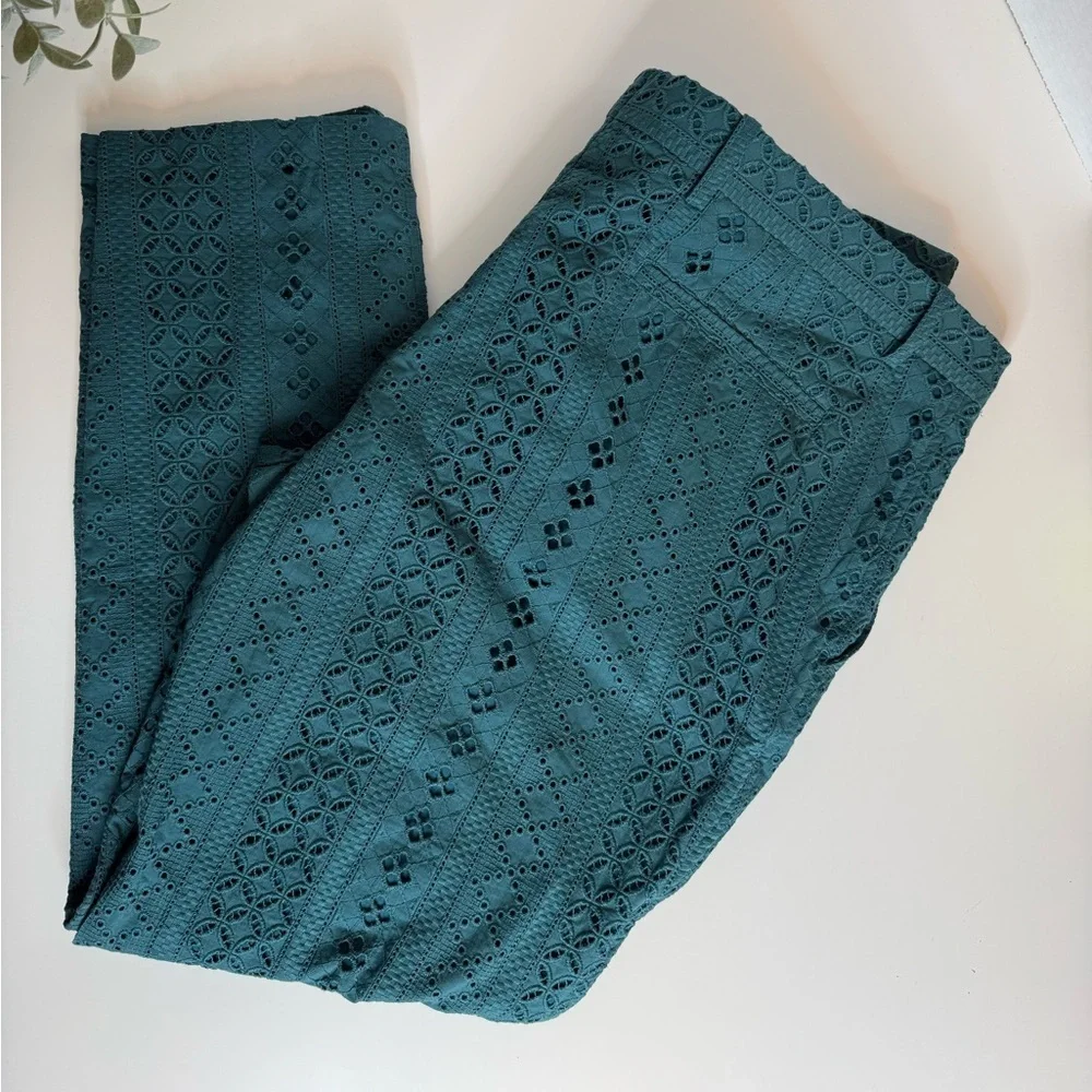 International Concepts Eyelet Patterned Ankle Pants in Island Breeze Size 1X NWT